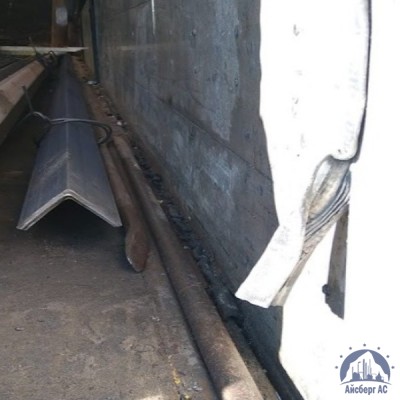 Уголок стальной неравнополочный 200х100х6 мм 09Г2С ГОСТ 8510-93 купить в Калининграде